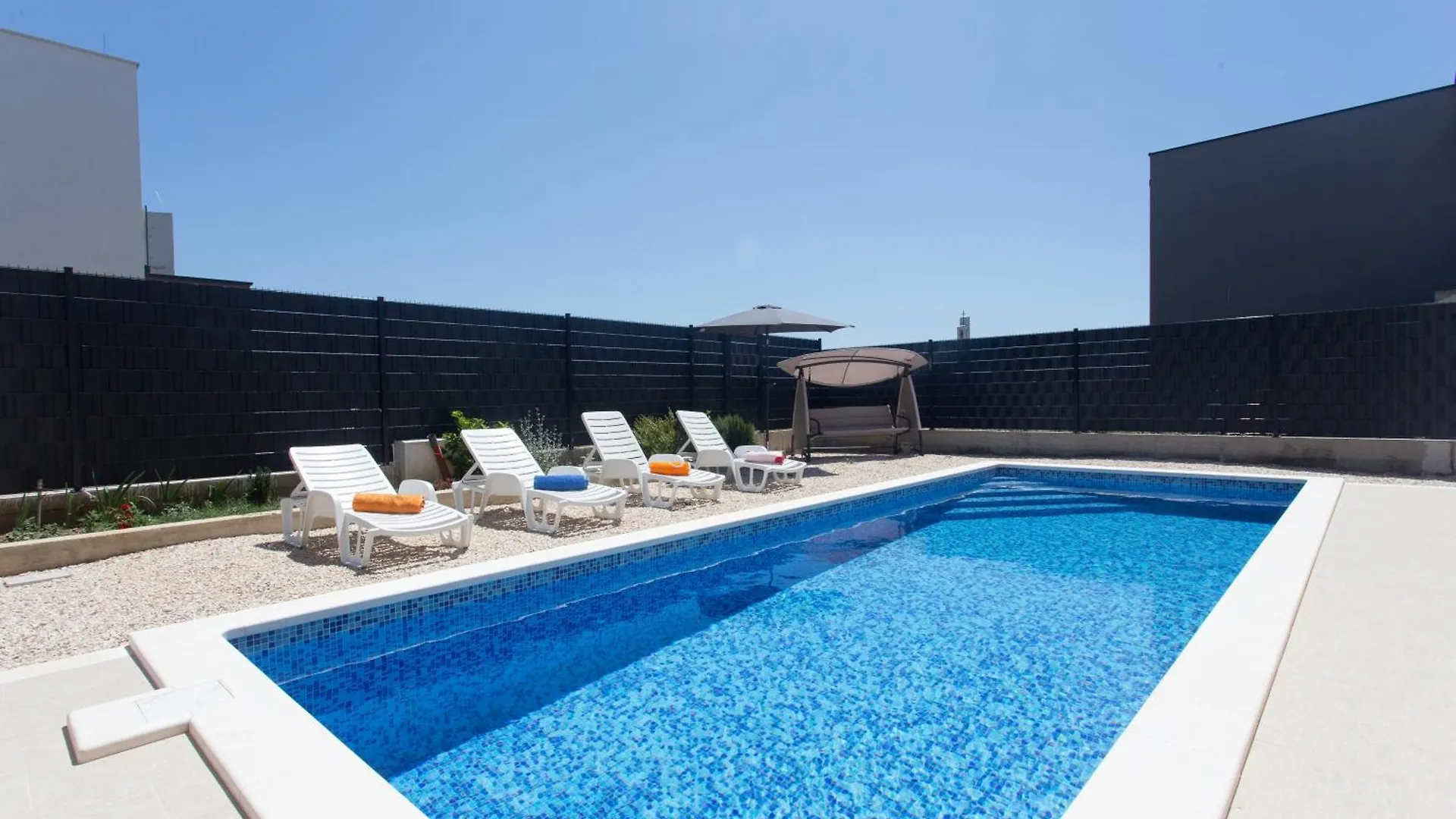 Modern Apartment With Swimming Pool Kastela Croatia
