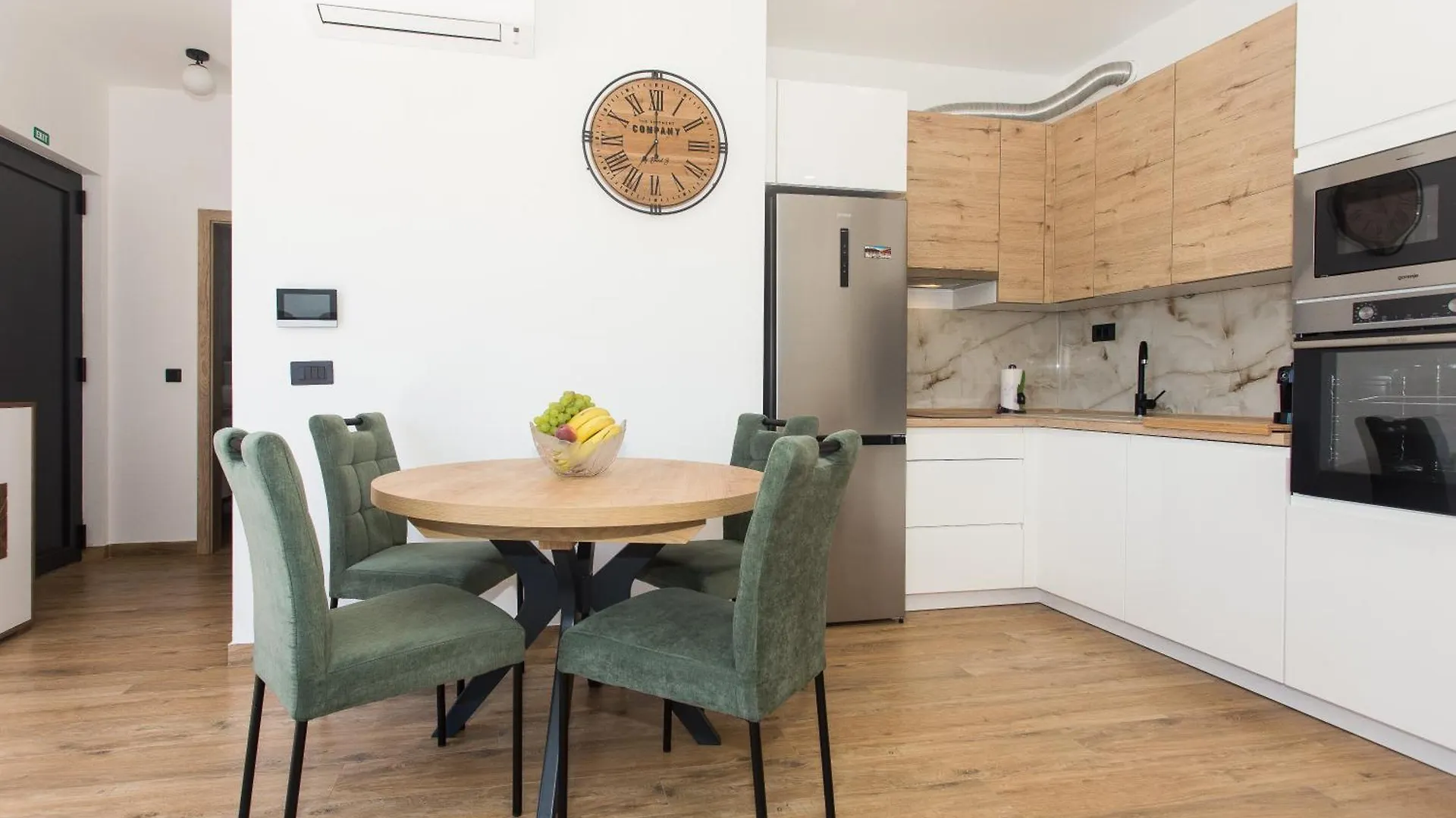 Modern Apartment With Swimming Pool Kastela