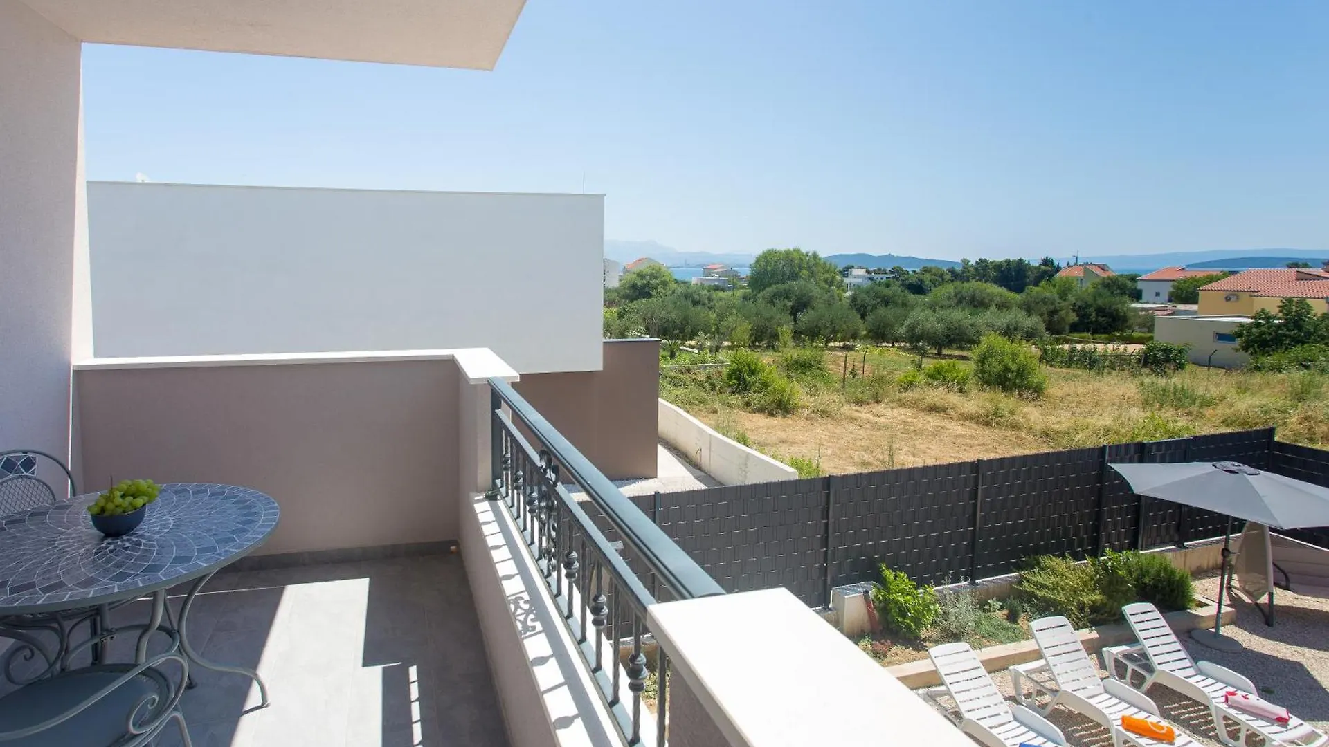 Modern Apartment With Swimming Pool Kastela 0*,  Croatia